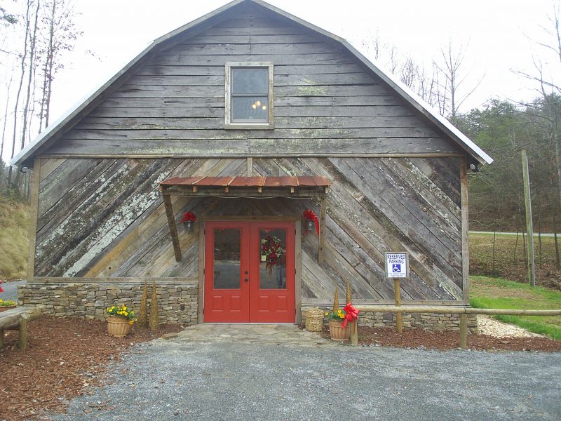 Ellijay wine tour sprinter van and tasting room